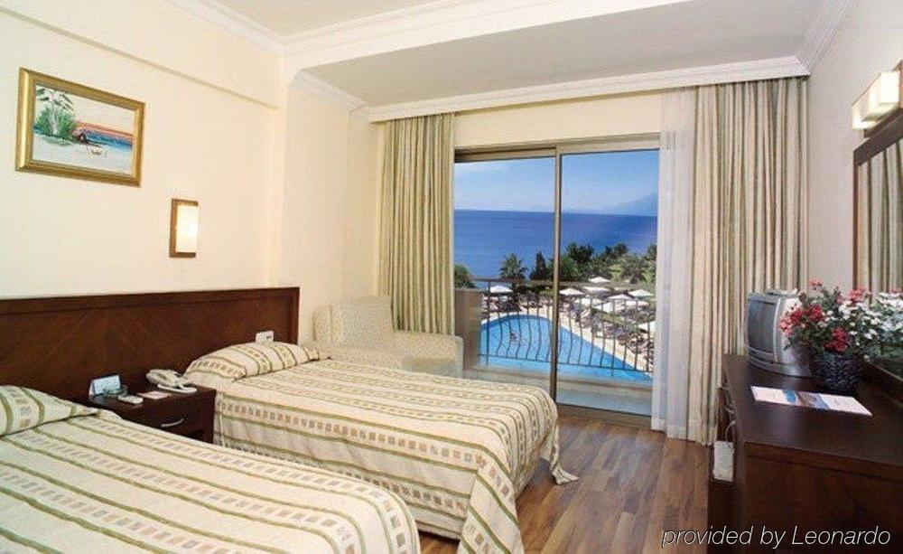 Falcon Hotel Antalya Pokoj fotografie